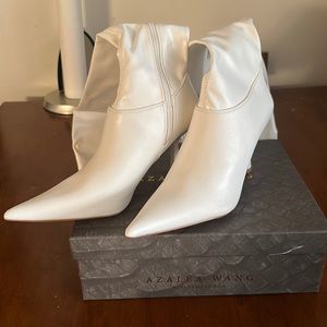 Brand new White thigh high boots size 7